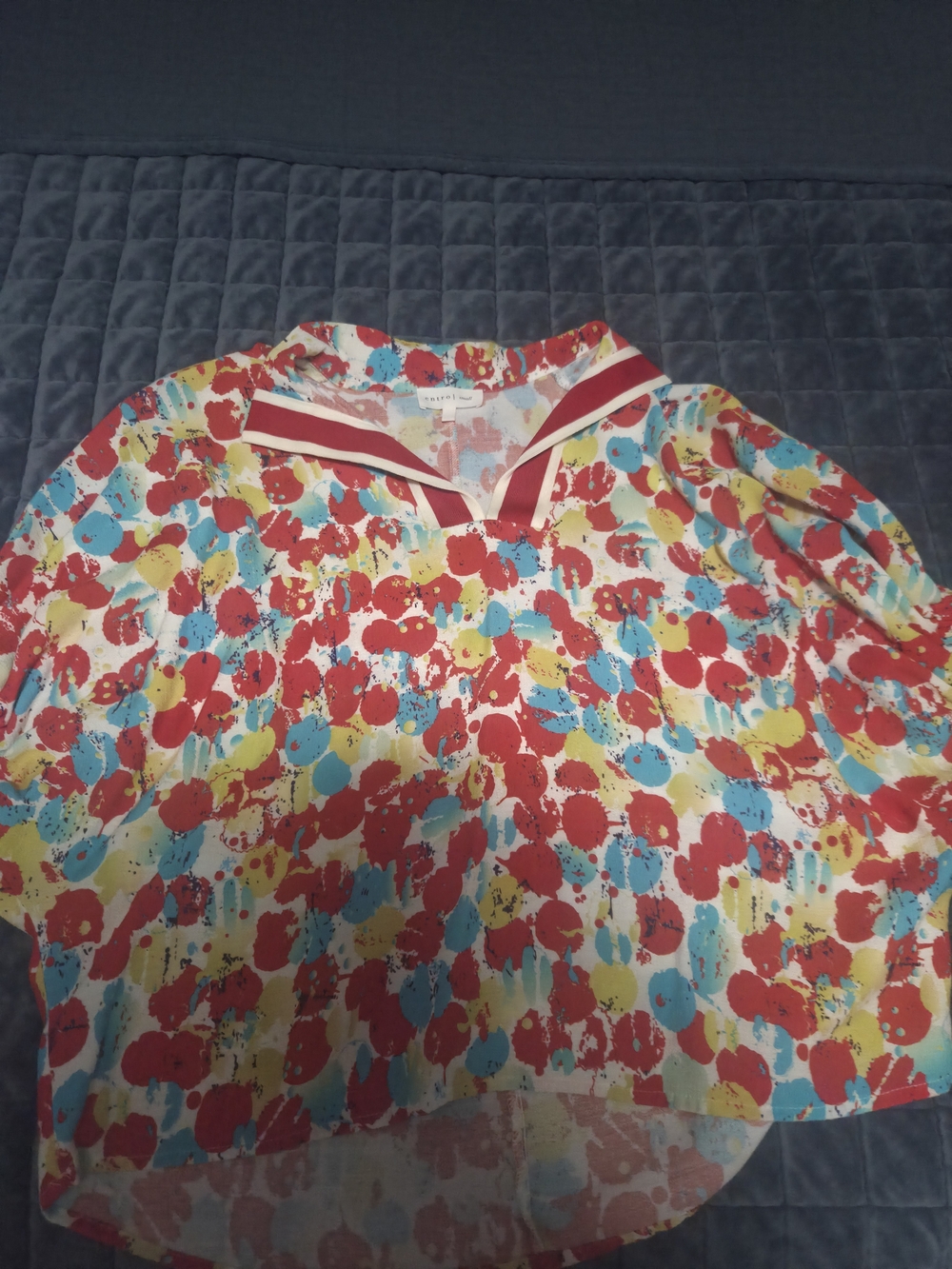 entro Red Multi Floral V-Neck Roll-Sleeve Tunic - Picture 2 of 5
